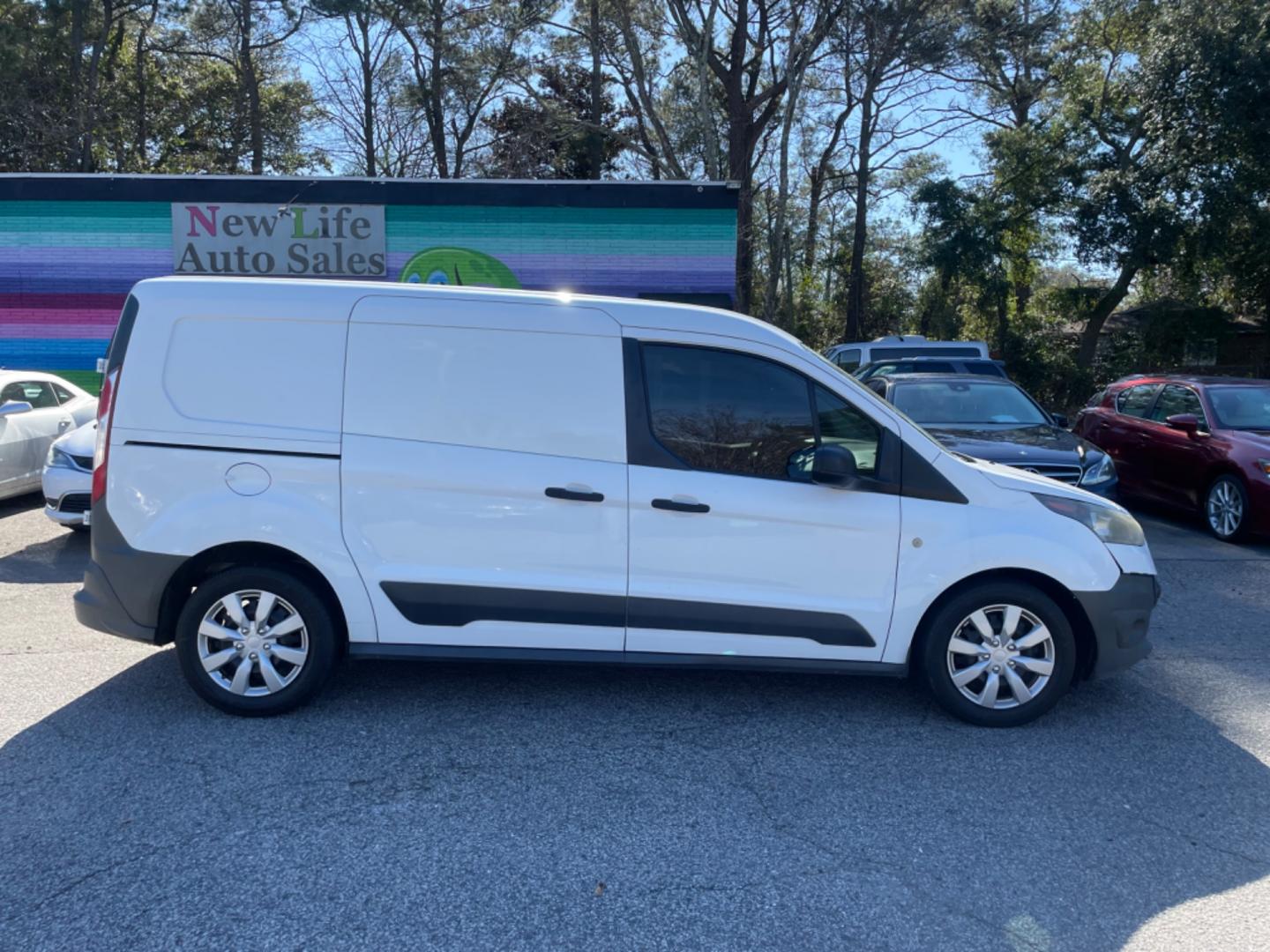 2015 WHITE FORD TRANSIT CONNECT XL (NM0LS7E70F1) with an 2.5L engine, Automatic transmission, located at 5103 Dorchester Rd., Charleston, SC, 29418-5607, (843) 767-1122, 36.245171, -115.228050 - Spacious Interior with AM/FM/AUX, Backup Camera, Power Windows, Power Locks. Local Trade-in!! 156k miles Located at New Life Auto Sales! 2023 WINNER for Post & Courier's Charleston's Choice Pre-owned Car Dealer AND 2018-2024 Top 5 Finalist for Charleston City Paper's BEST PLACE TO BUY A USED CAR! 5 - Photo#7